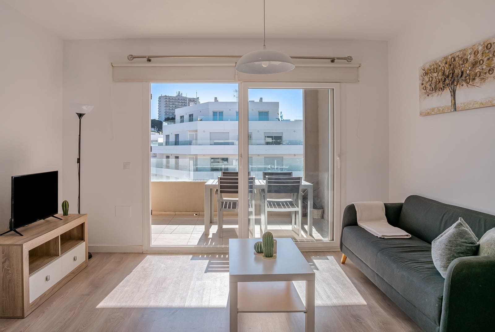 3 sypialnia Apartament na sprzedaż w Marbella z basenem garażem - 430 000 € (Ref: 9747755)