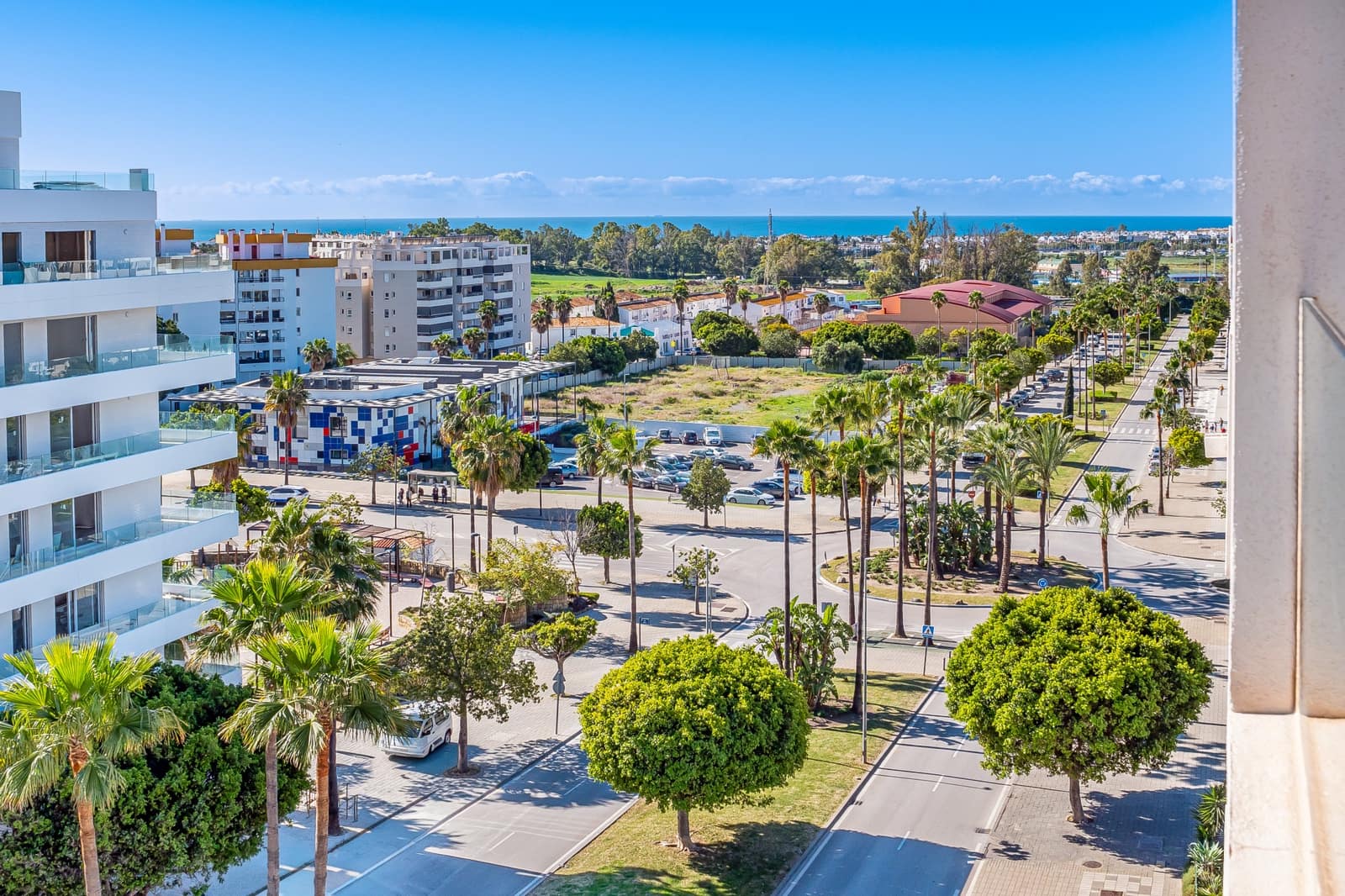 3 sypialnia Apartament na sprzedaż w Marbella z basenem garażem - 430 000 € (Ref: 9747755)