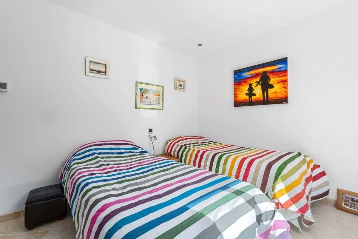 5 soverom Villa til salgs i San Pedro de Alcantara med svømmebasseng garasje - € 1 900 000 (Ref: 9751842)