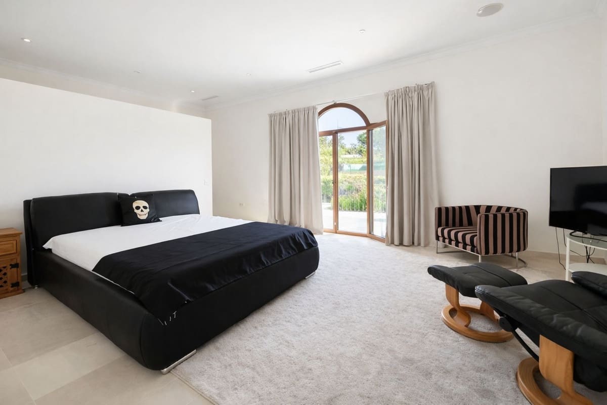 7 makuuhuone Huvila myytävänä paikassa Benahavis mukana uima-altaan 
autotalli - 3 495 000 € (Ref: 9751843)