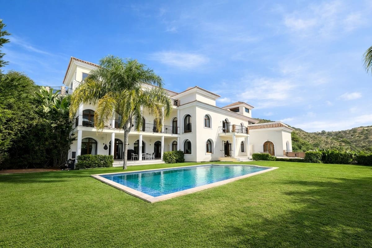 7 makuuhuone Huvila myytävänä paikassa Benahavis mukana uima-altaan 
autotalli - 3 495 000 € (Ref: 9751843)