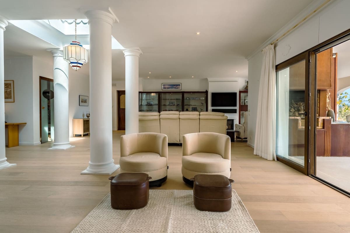 4 sypialnia Willa na sprzedaż w Benahavis z basenem garażem - 3 485 000 € (Ref: 9751845)