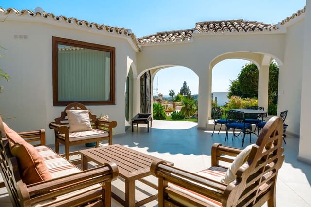 4 soverom Villa til salgs i Benahavís med svømmebasseng garasje - € 3 485 000 (Ref: 9751845)