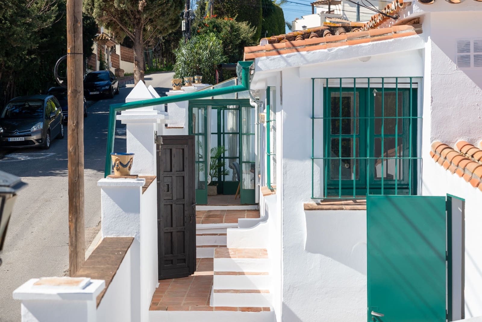 4 Zimmer Villa zu verkaufen in Nueva Andalucia mit Pool Garage - 1.300.000 € (Ref: 9751846)