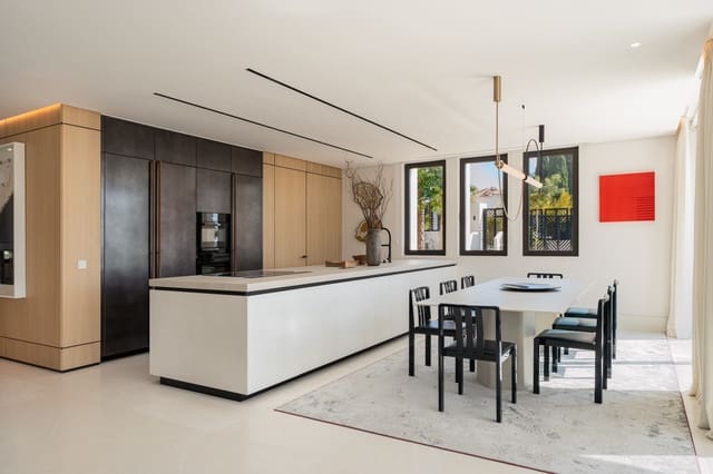 5 quarto Moradia para venda em Nagüeles Alto, Marbella com piscina garagem - 14 995 000 € (Ref: 9755511)