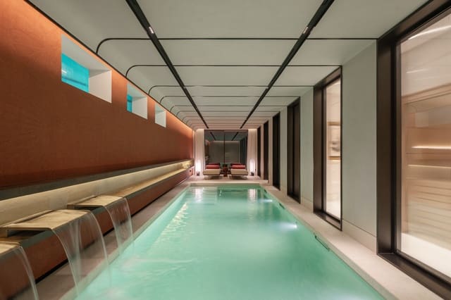 5 quarto Moradia para venda em Nagüeles Alto, Marbella com piscina garagem - 14 995 000 € (Ref: 9755511)