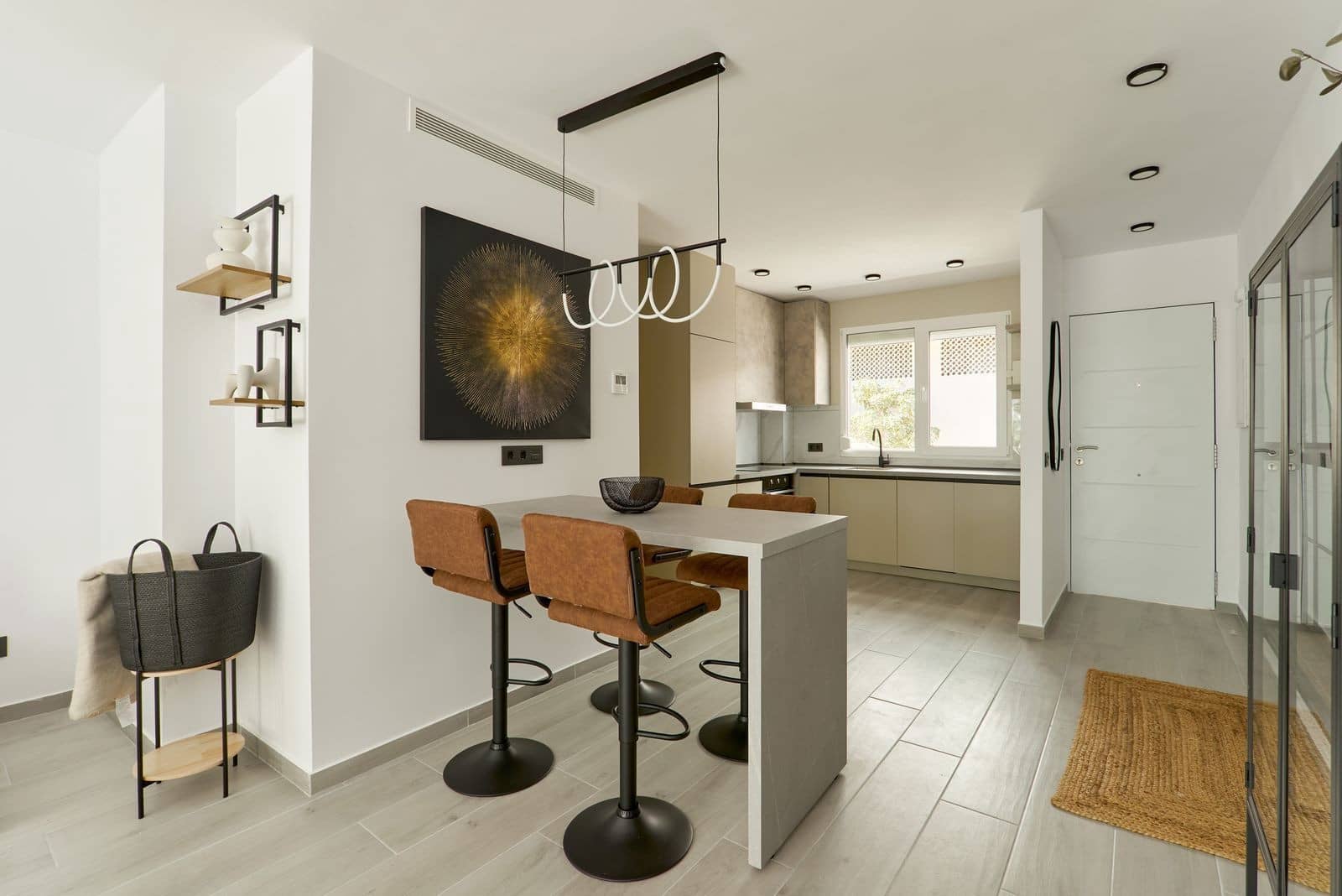 2 sypialnia Apartament na sprzedaż w Nueva Andalucia z basenem garażem - 485 000 € (Ref: 9755513)