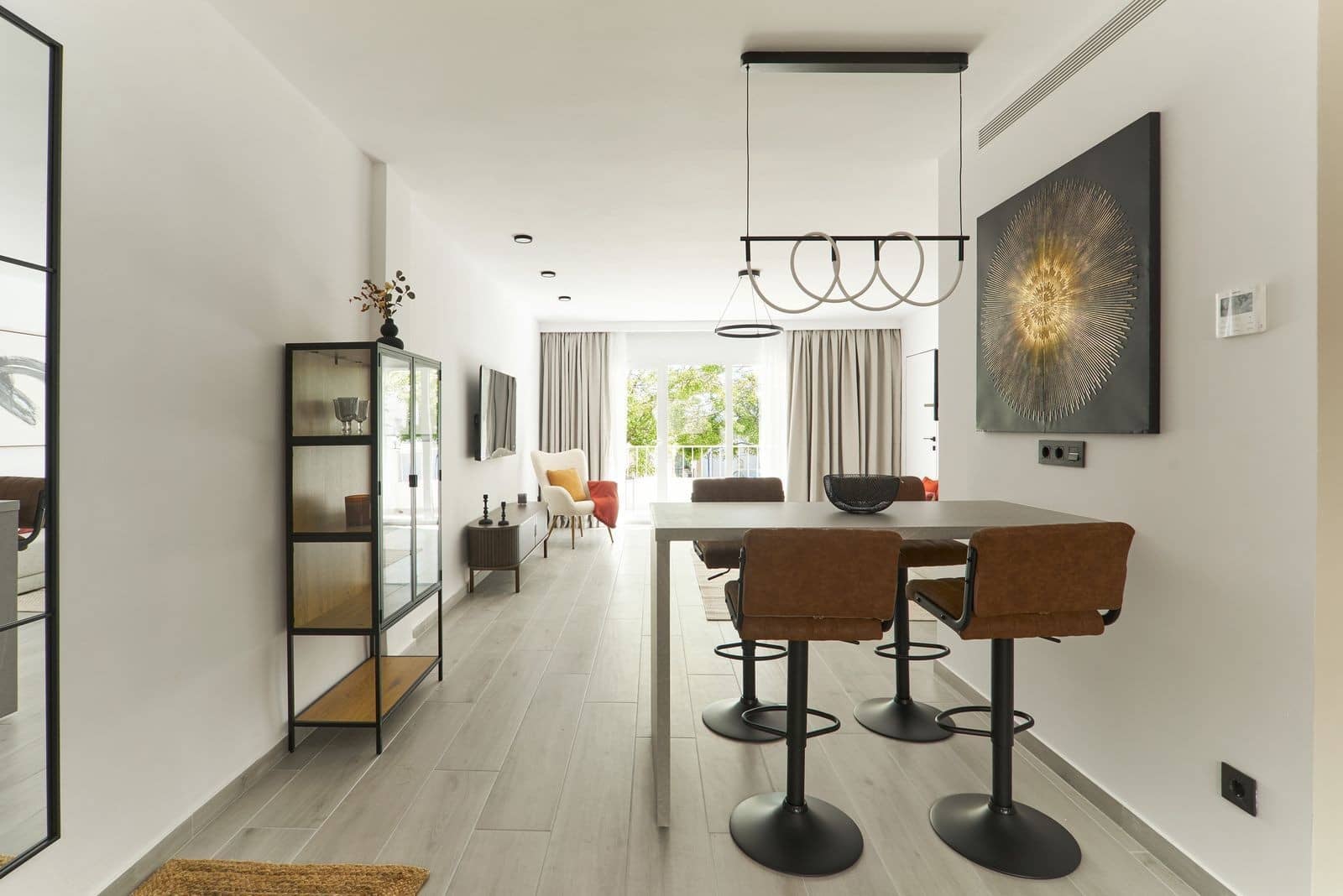 2 sypialnia Apartament na sprzedaż w Nueva Andalucia z basenem garażem - 450 000 € (Ref: 9755513)