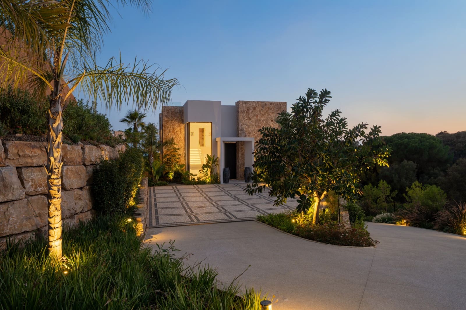 5 soveværelse Villa til salg i Marbella med swimmingpool garage - € 14.995.000 (Ref: 9758769)