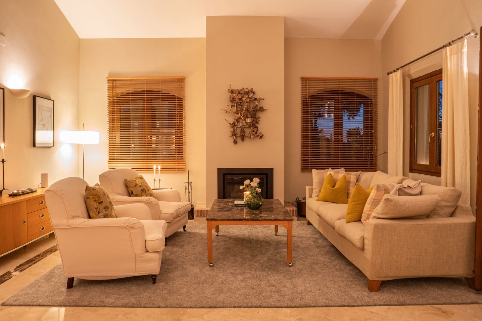 4 bedroom Villa for sale in Benahavis with pool garage - € 2,350,000 (Ref: 9758770)