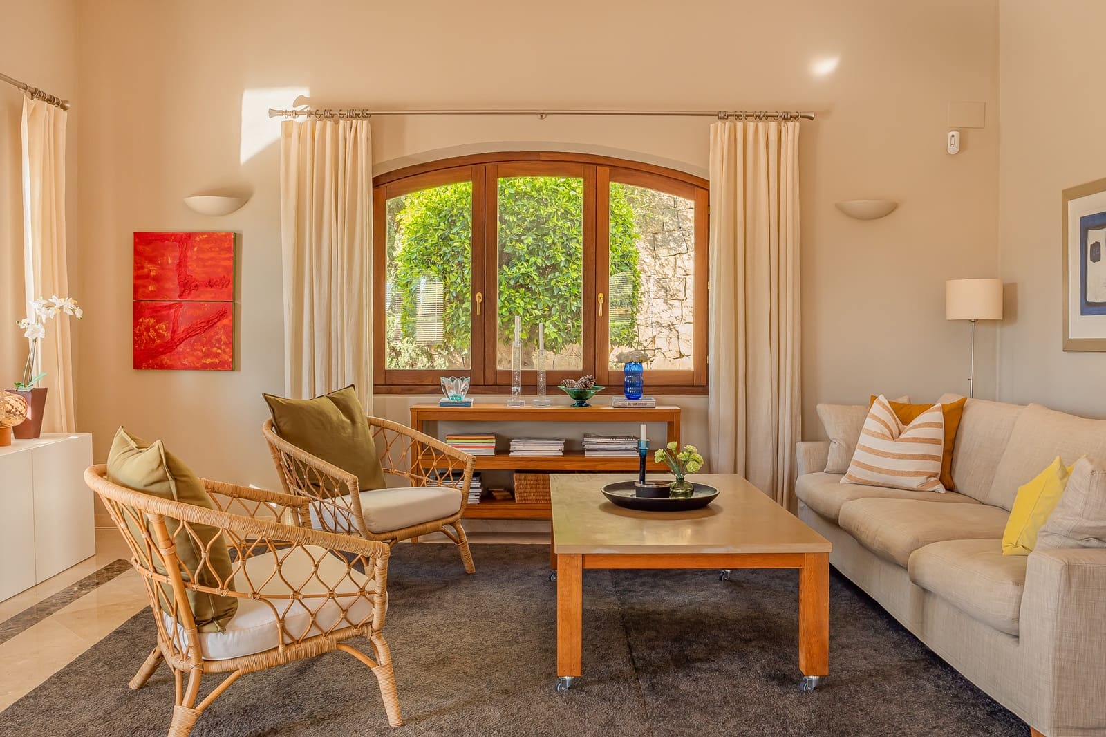 4 bedroom Villa for sale in Benahavis with pool garage - € 2,350,000 (Ref: 9758770)