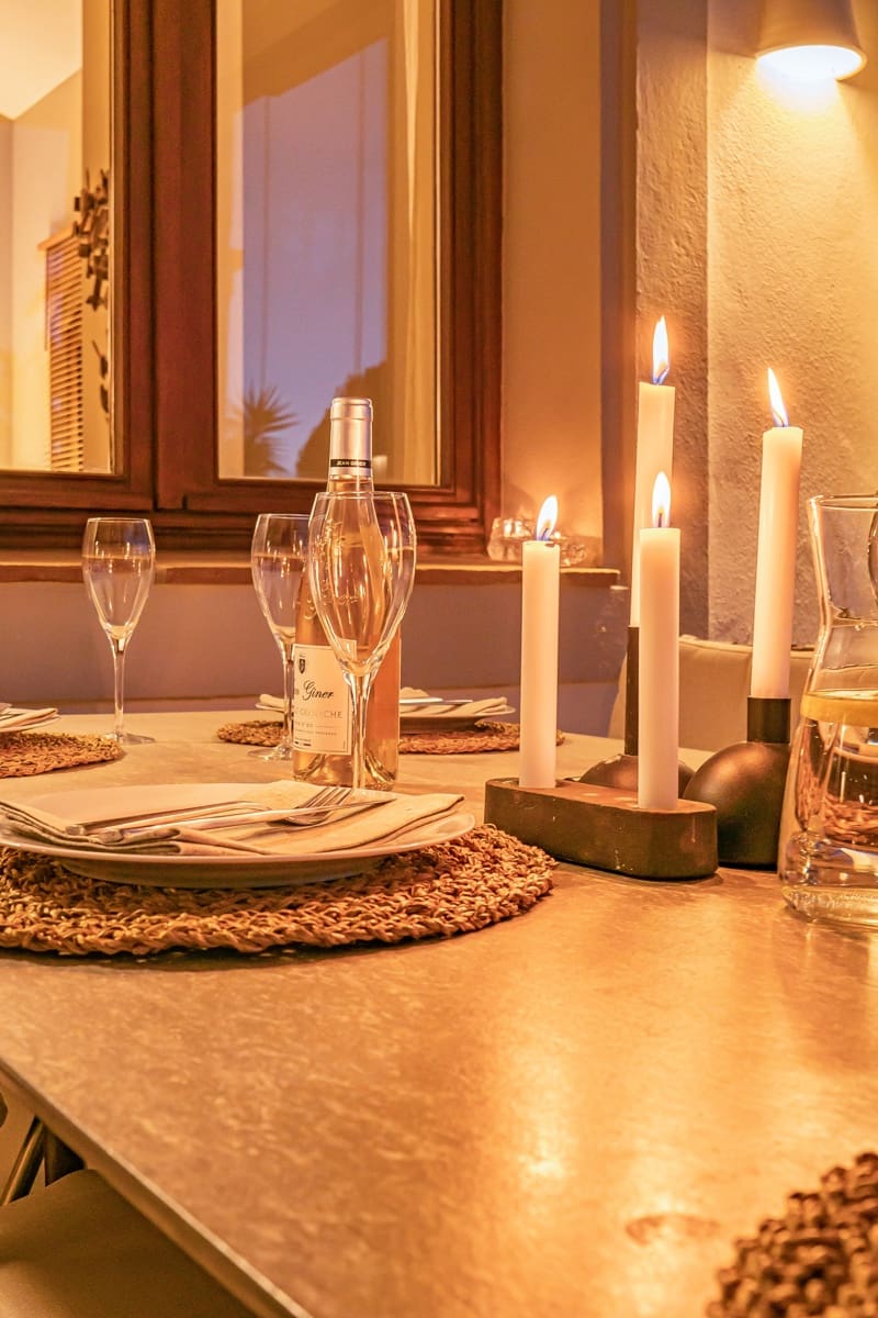 4 bedroom Villa for sale in Benahavis with pool garage - € 2,350,000 (Ref: 9758770)