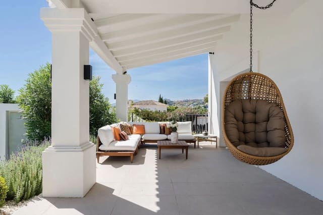 5 slaapkamer Villa te koop in Marbella - € 4.395.000 (Ref: 9761834)