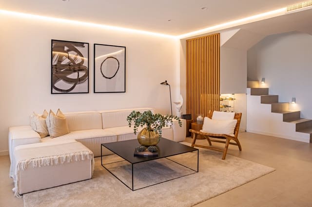 3 quarto Penthouse para venda em Marbella com piscina garagem - 795 000 € (Ref: 9780417)