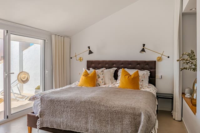 3 chambre Penthouse à vendre à Marbella avec piscine garage - 795 000 € (Ref: 9780417)