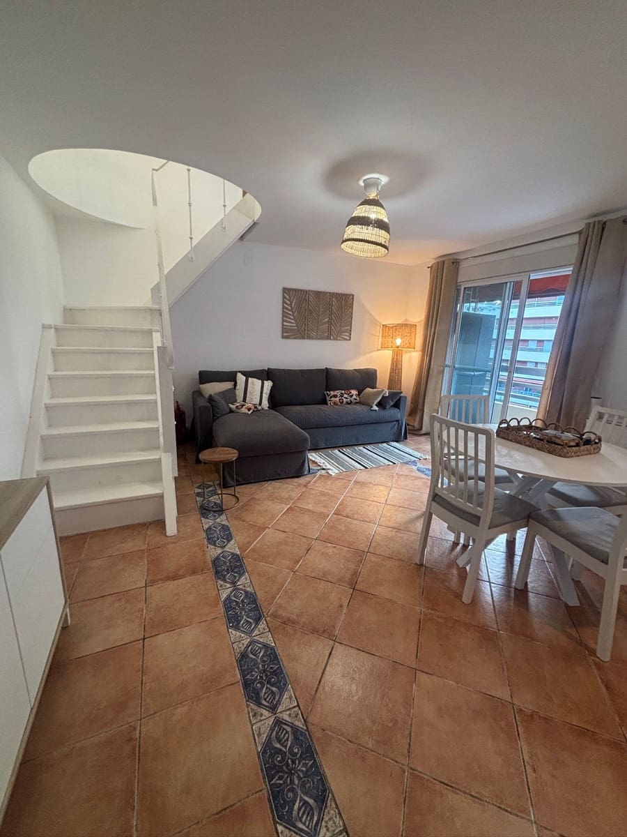 2 soverom Penthouse til salgs i Marbella med svømmebasseng - € 895 000 (Ref: 9780418)