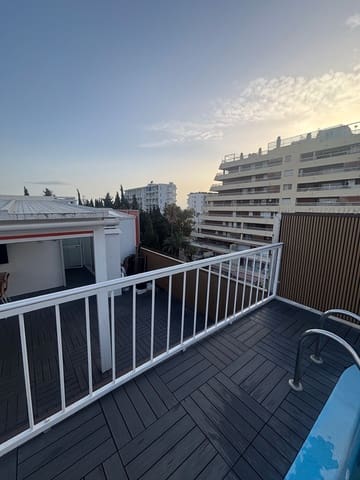 2 soverom Penthouse til salgs i Marbella med svømmebasseng - € 895 000 (Ref: 9780418)