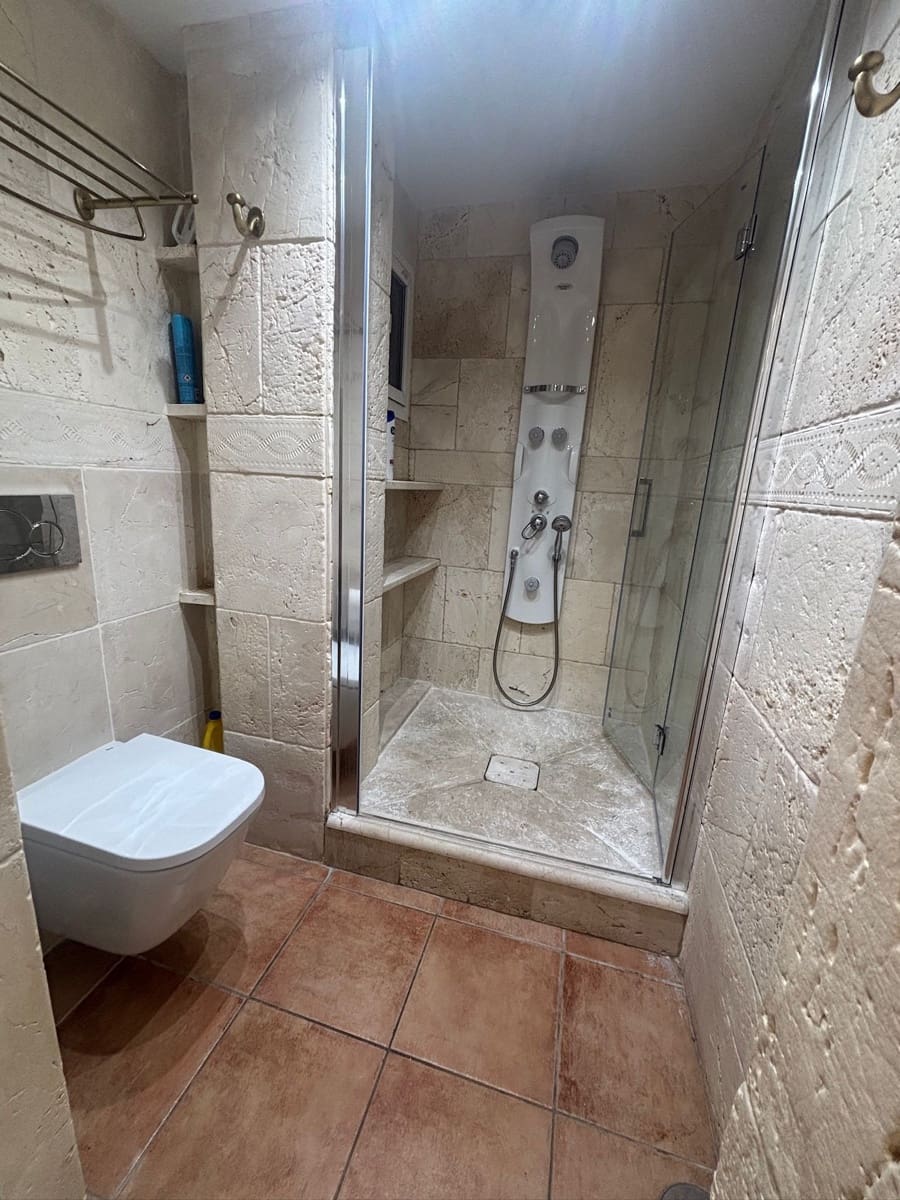 2 soverom Penthouse til salgs i Marbella med svømmebasseng - € 895 000 (Ref: 9780418)