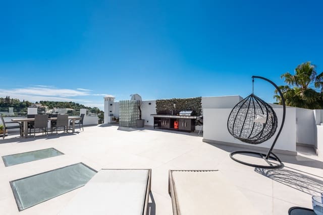 2 slaapkamer Penthouse te koop in La Quinta, Benahavís met zwembad - € 769.000 (Ref: 9780419)