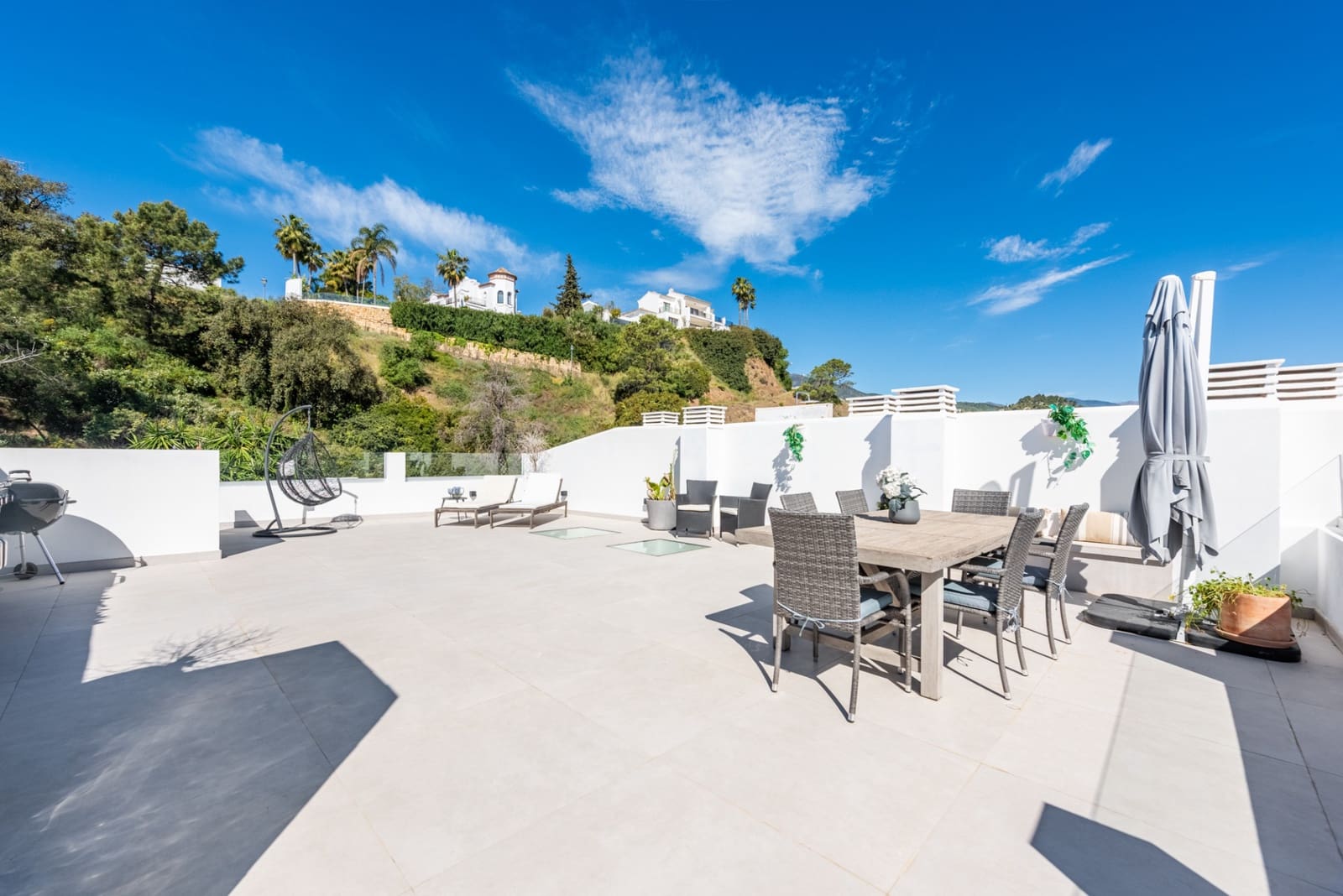 2 sovrum Takvåning till salu i La Quinta med pool - 739 000 € (Ref: 9780419)