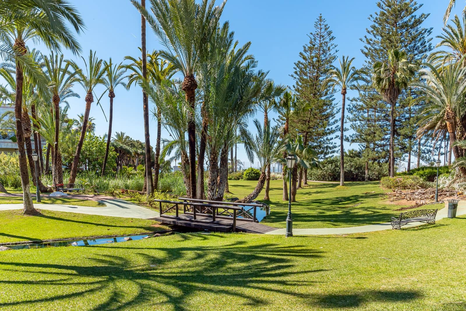 3 sypialnia Apartament na sprzedaż w Marbella z basenem garażem - 1 385 000 € (Ref: 9783669)