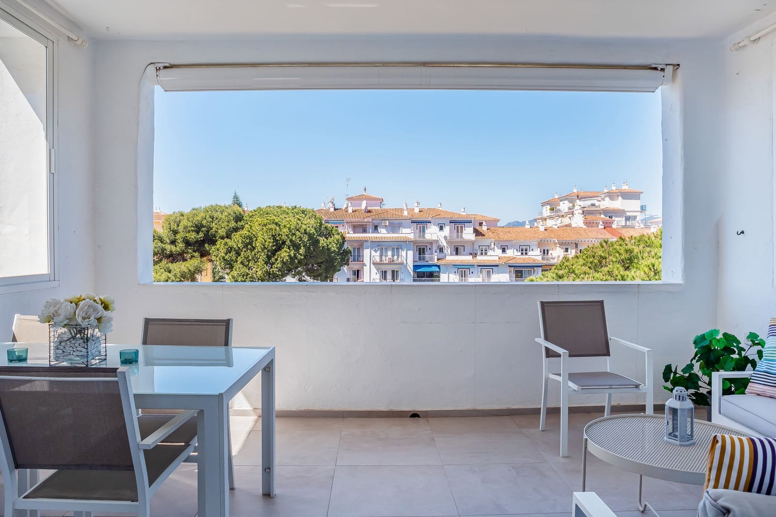 3 slaapkamer Appartement te koop in Marbella met zwembad garage - € 1.385.000 (Ref: 9783669)