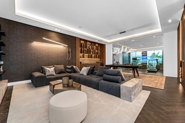 6 soveværelse Villa til salg i Istán med swimmingpool - € 14.950.000 (Ref: 9788265)