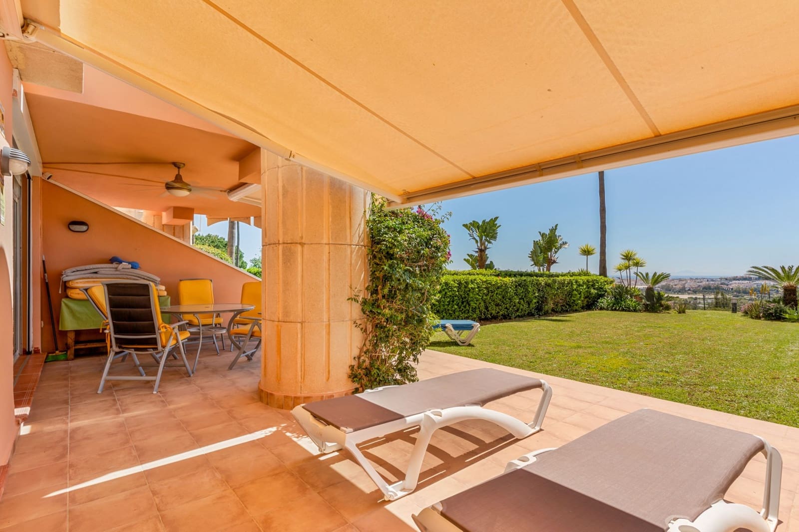 2 soverom Leilighet til salgs i Marbella med svømmebasseng garasje - € 779 000 (Ref: 9788267)