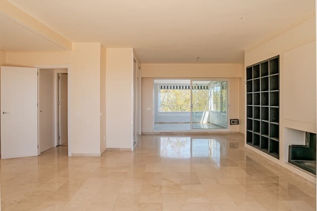 3 slaapkamer Penthouse te koop in Marbella met zwembad garage - € 1.080.000 (Ref: 9788268)