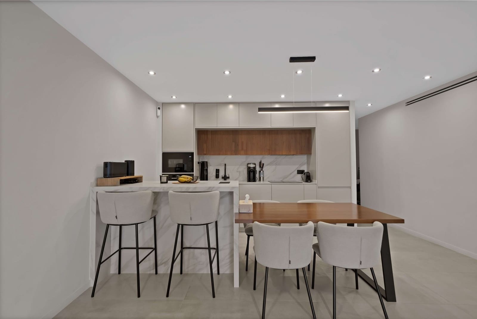 3 quarto Apartamento para venda em Nueva Andalucia com garagem - 850 000 € (Ref: 9796937)