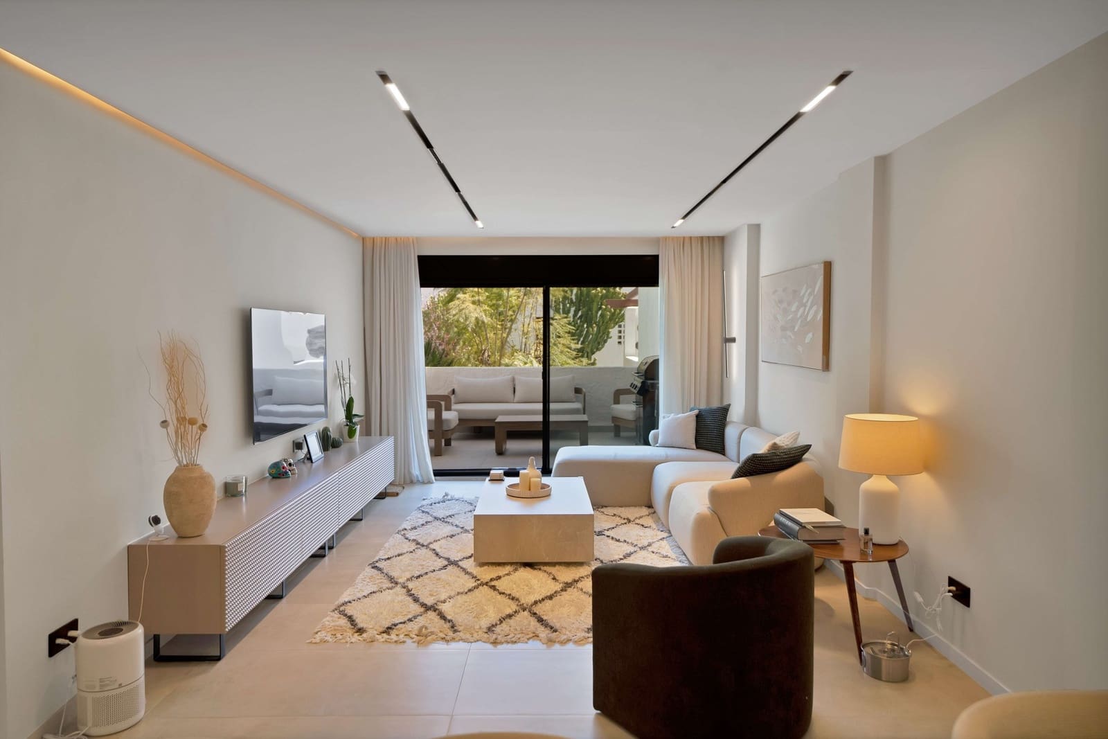 3 quarto Apartamento para venda em Nueva Andalucia com garagem - 850 000 € (Ref: 9796937)