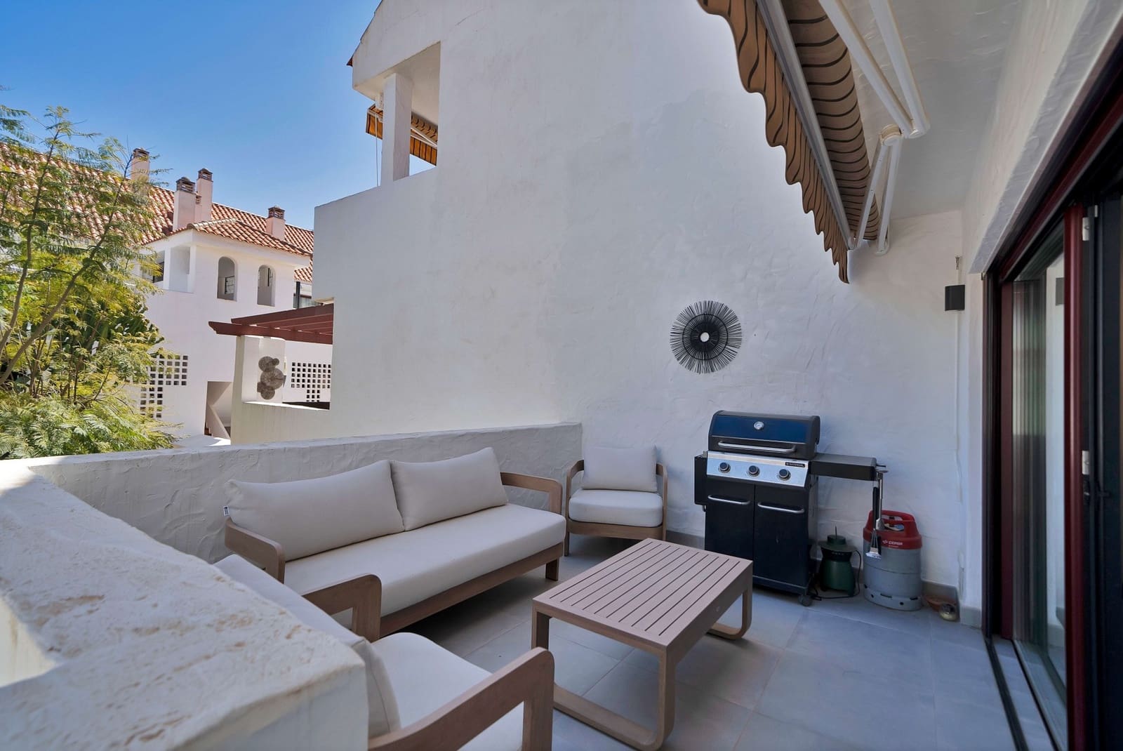 3 quarto Apartamento para venda em Nueva Andalucia com garagem - 850 000 € (Ref: 9796937)