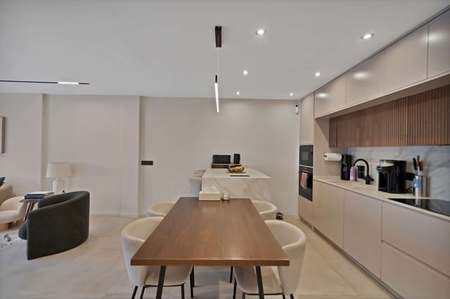 3 slaapkamer Appartement te koop in Nueva Andalucia, Marbella met zwembad garage - € 850.000 (Ref: 9796937)