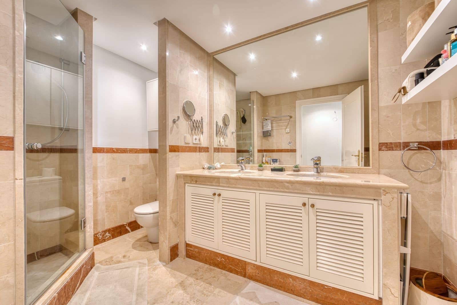 3 soverom Leilighet til salgs i Marbella med svømmebasseng garasje - € 1 350 000 (Ref: 9799067)