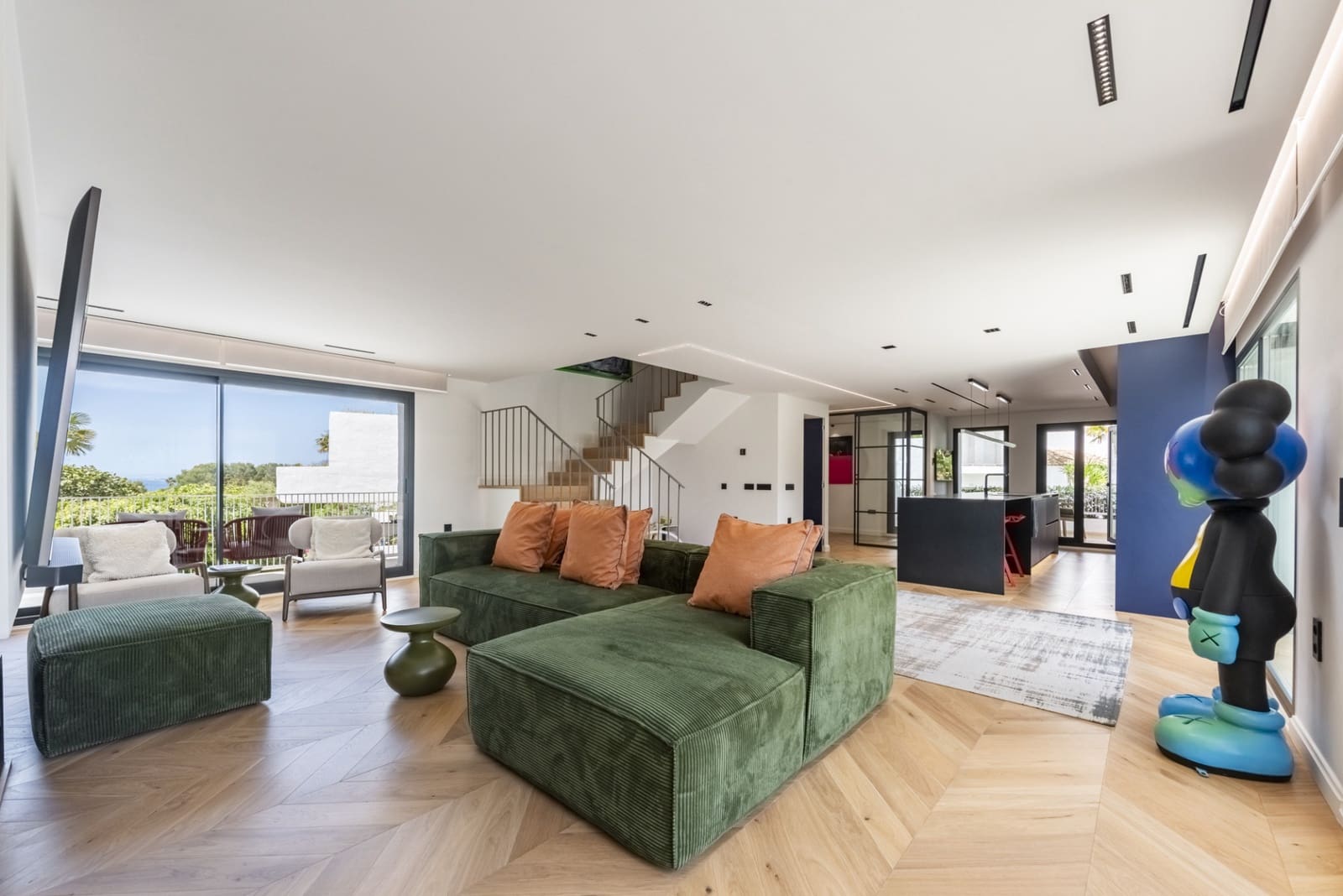 3 sypialnia Apartament na sprzedaż w Marbella z basenem garażem - 1 375 000 € (Ref: 9804164)