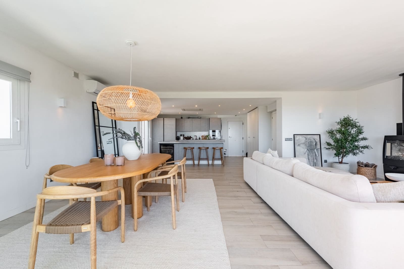 4 camera da letto Villetta Bifamiliare in vendita in Istan con piscina garage - 1.550.000 € (Rif: 9806311)