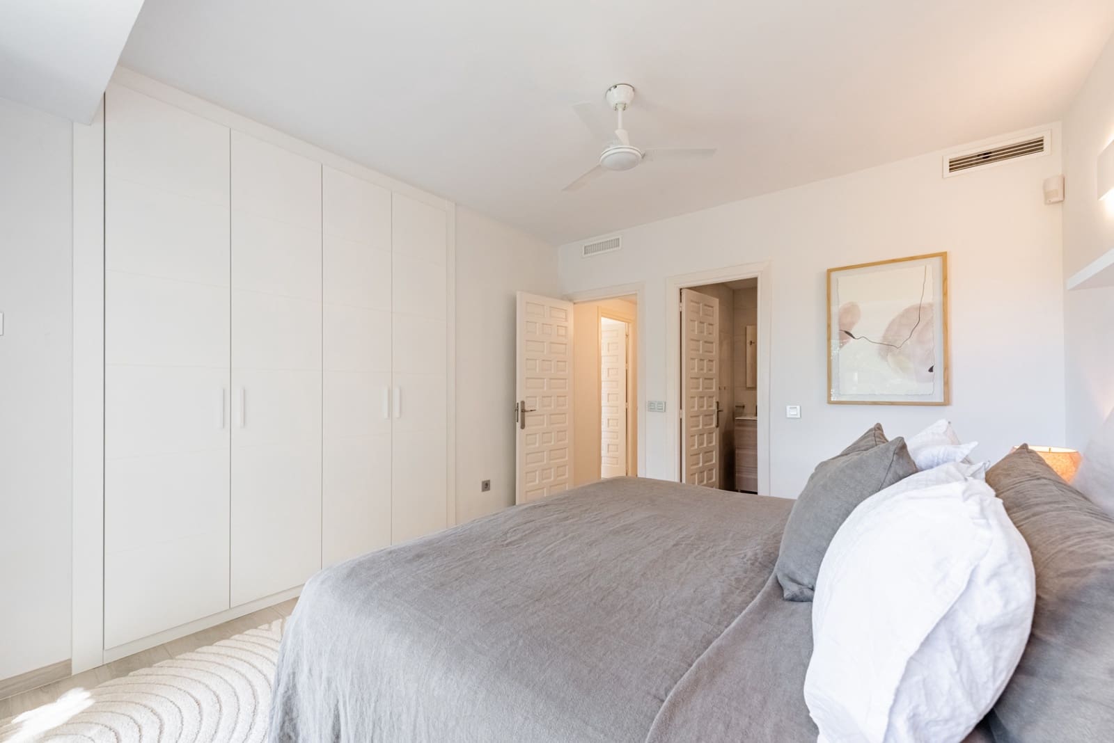 4 camera da letto Villetta Bifamiliare in vendita in Istan con piscina garage - 1.550.000 € (Rif: 9806311)