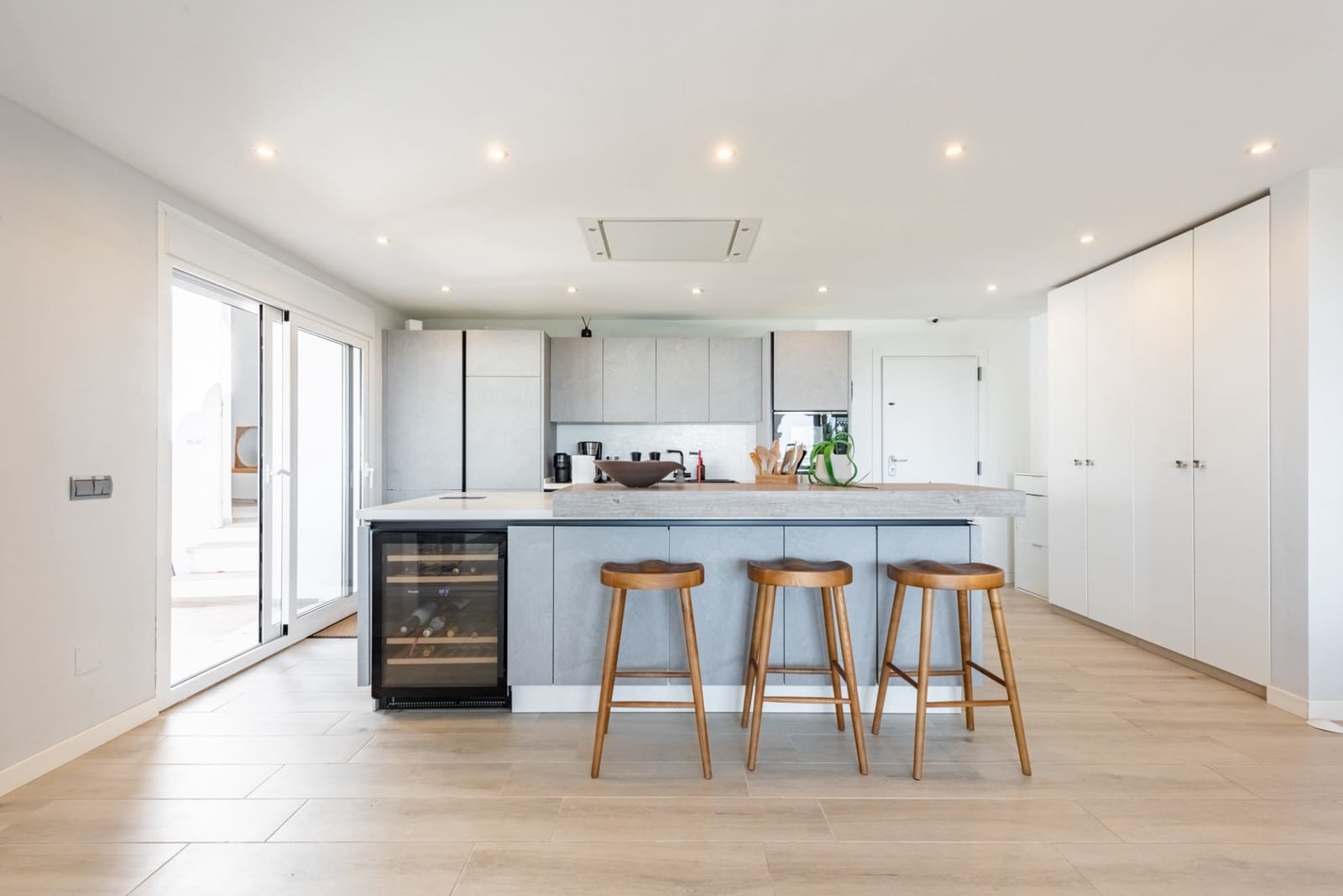 4 Zimmer Doppelhaus zu verkaufen in Istan mit Pool Garage - 1.550.000 € (Ref: 9806311)