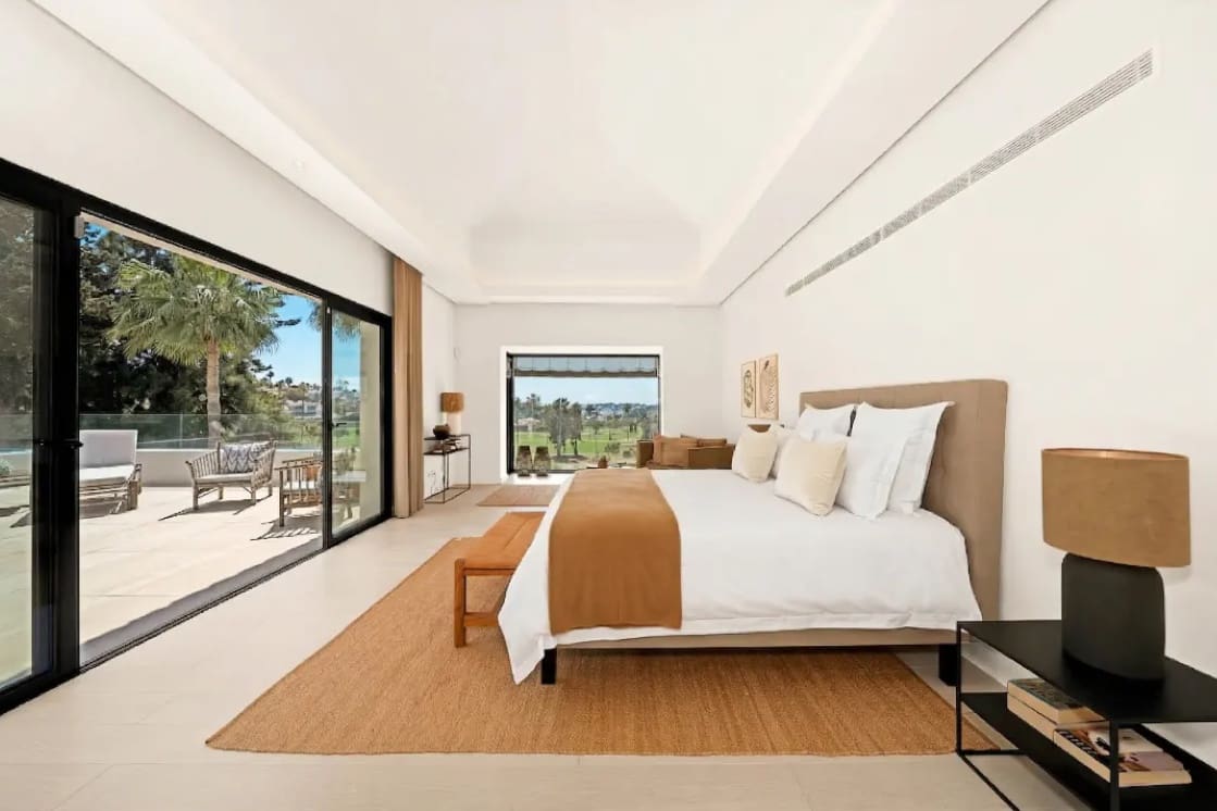 5 slaapkamer Villa te koop in Marbella met zwembad garage - € 3.995.000 (Ref: 9806312)