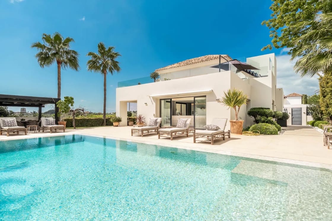 5 slaapkamer Villa te koop in Marbella met zwembad garage - € 3.995.000 (Ref: 9806312)