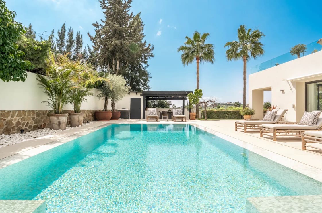 5 slaapkamer Villa te koop in Marbella met zwembad garage - € 3.995.000 (Ref: 9806312)