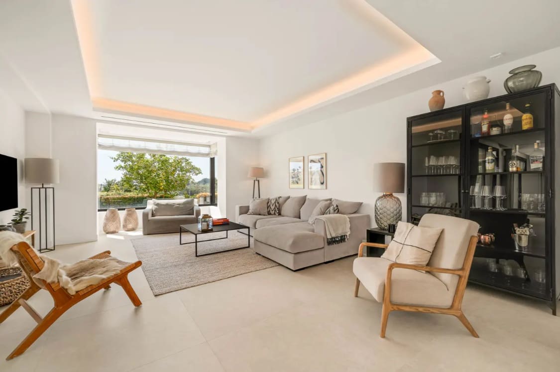 5 slaapkamer Villa te koop in Marbella met zwembad garage - € 3.995.000 (Ref: 9806312)