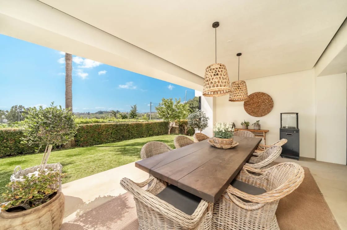 5 slaapkamer Villa te koop in Marbella met zwembad garage - € 3.995.000 (Ref: 9806312)