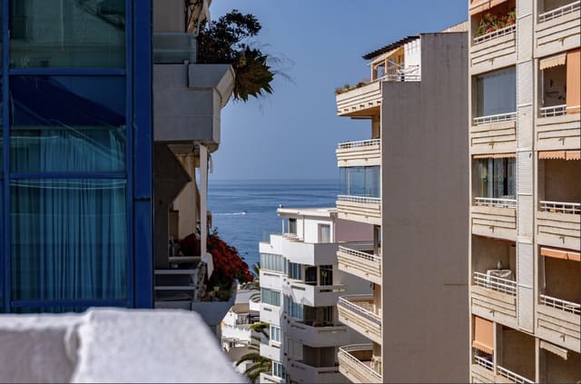 3 quarto Penthouse para venda em Marbella com garagem - 1 350 000 € (Ref: 9807883)