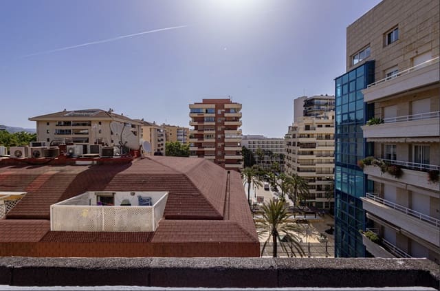 3 quarto Penthouse para venda em Marbella com garagem - 1 350 000 € (Ref: 9807883)