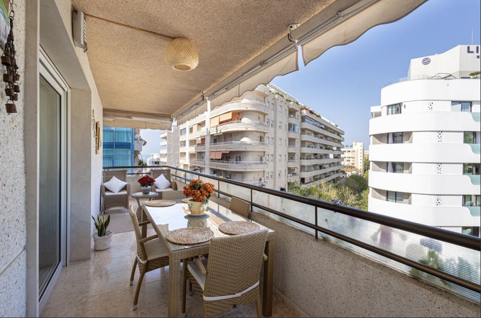 3 quarto Penthouse para venda em Marbella com garagem - 1 350 000 € (Ref: 9807883)