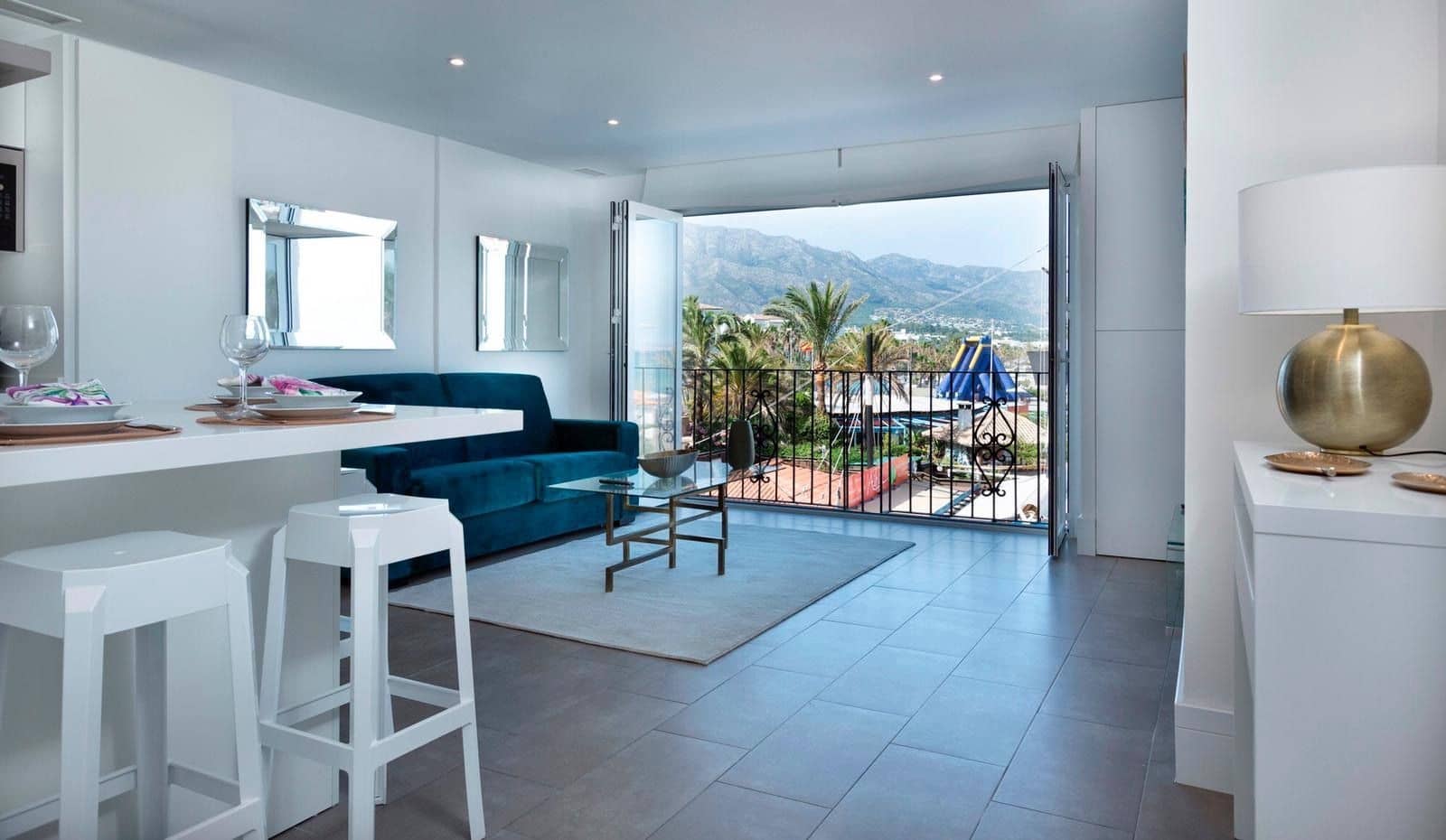 2 sypialnia Apartament na sprzedaż w Puerto Banus - 590 000 € (Ref: 9807884)