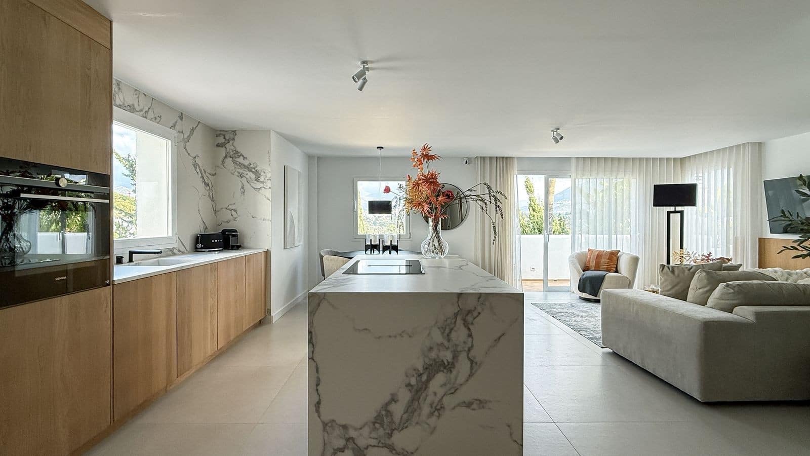 3 slaapkamer Penthouse te koop in Marbella met zwembad garage - € 1.250.000 (Ref: 9807885)