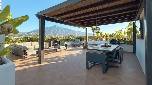 3 slaapkamer Penthouse te koop in Marbella met zwembad garage - € 1.250.000 (Ref: 9807885)