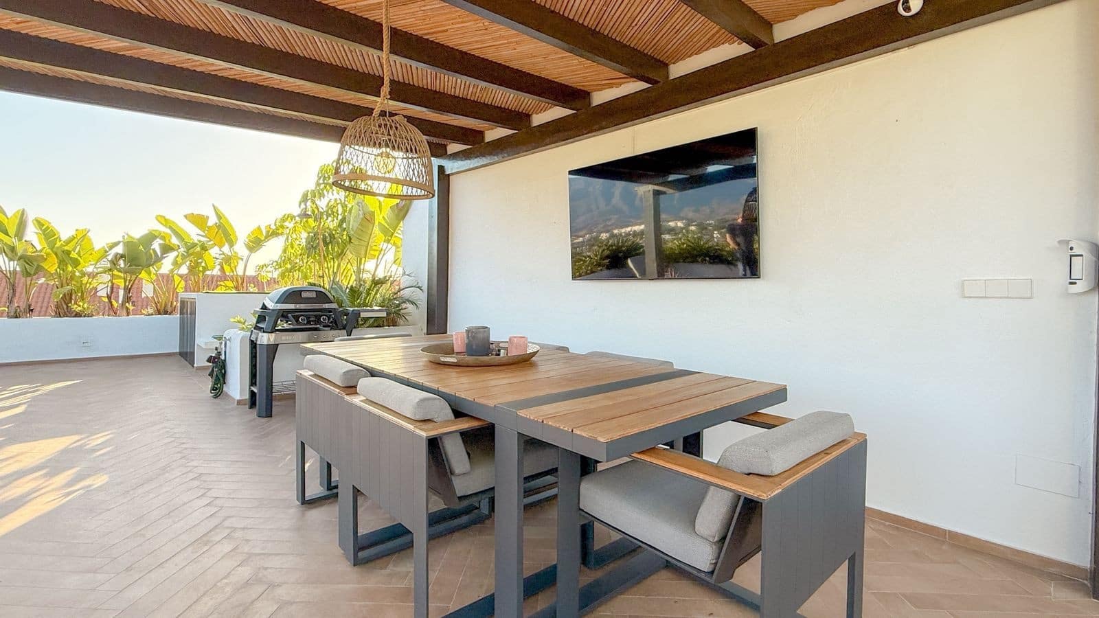 3 slaapkamer Penthouse te koop in Marbella met zwembad garage - € 1.250.000 (Ref: 9807885)